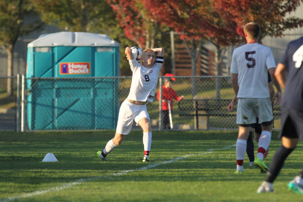 Men's Soccer 2015 MSOC 9.30.15 Bellevue. Austin McKenzie (… Raider