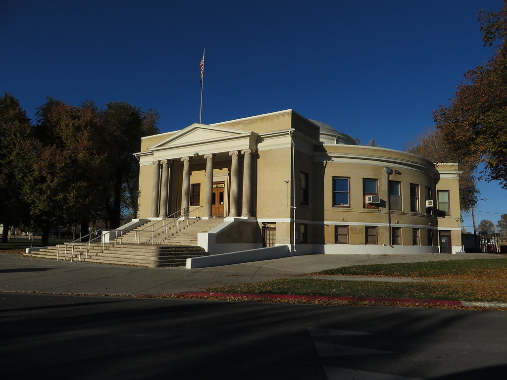 Pershing County Courthouse, Lovelock, Nevada The Pershing … Flickr