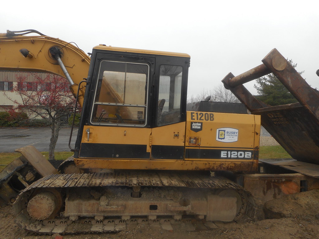 Cat E120B Excavator Busby Construction Co., Inc. Of Atkins… wmx