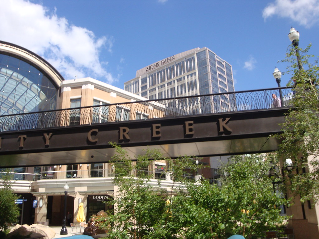 City Creek Center exterior view of entrance and pedestria… Flickr