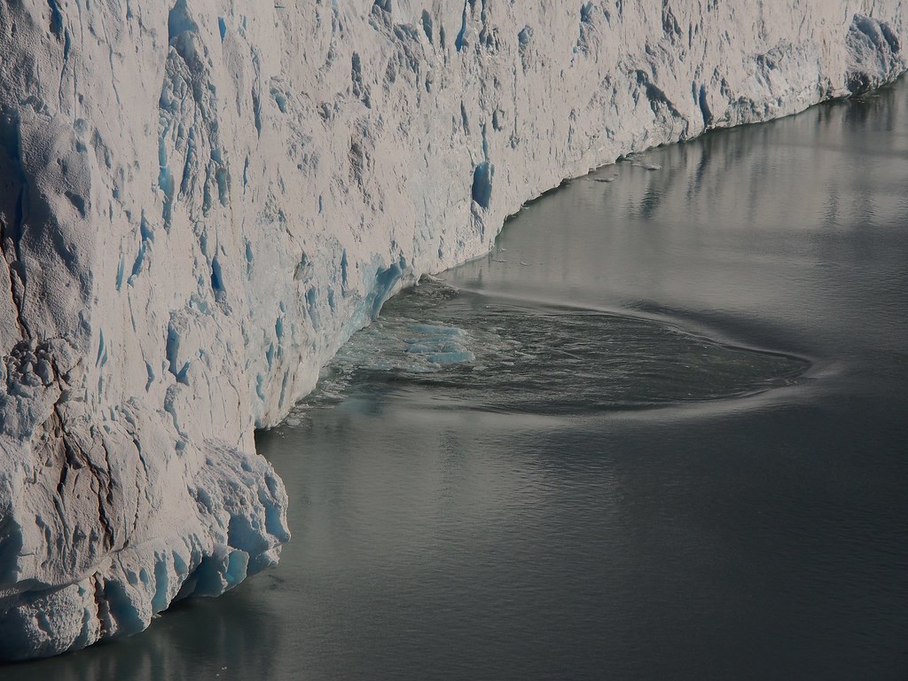 Chute de glace / Ice falling ! EPM2 + 14150 Cpt_Love Flickr