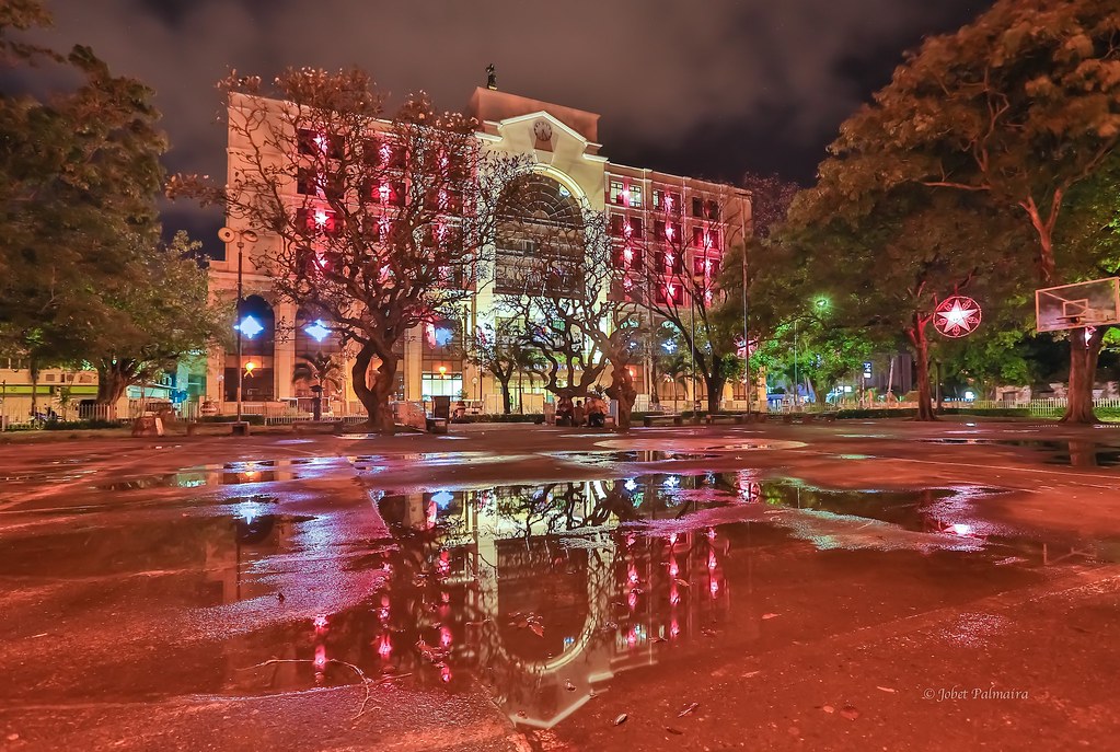 Iloilo City Hall Lights Iloilo City Hall Philippines Flickr