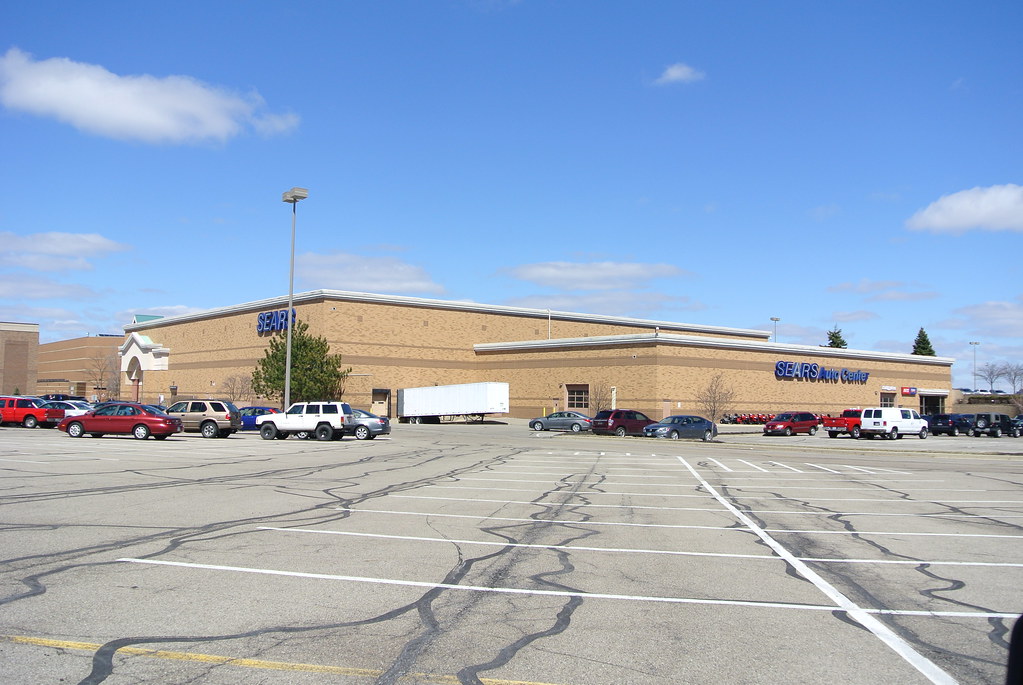 Sears Fairfield Commons Fairfield Commons opened its doors… Flickr