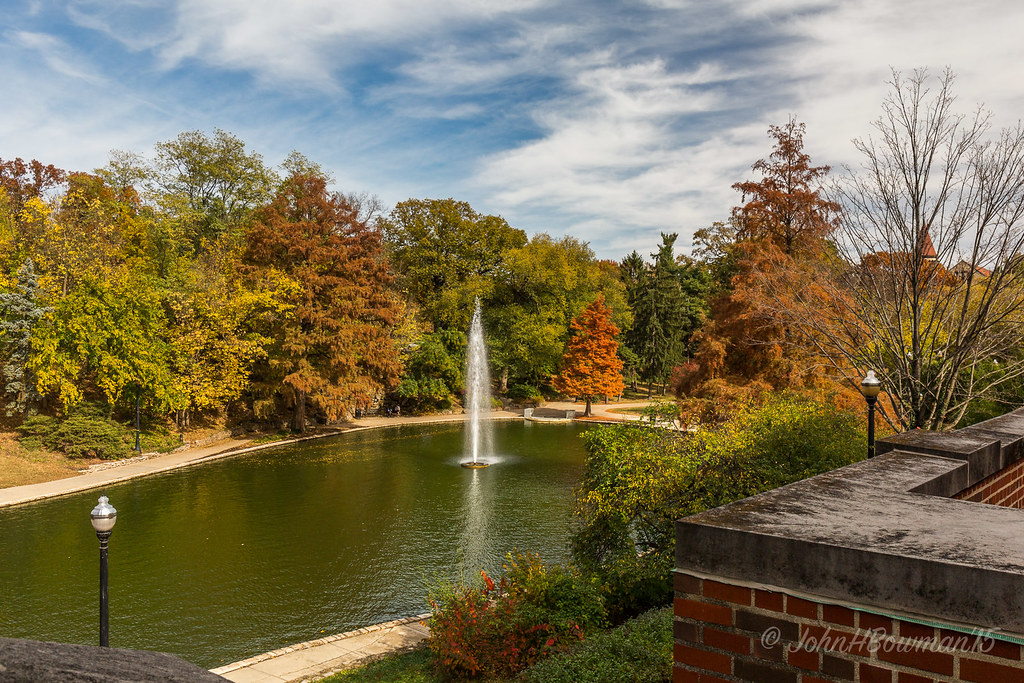 Mirror Lake, Ohio State University Mirror Lake Hollow is i… Flickr