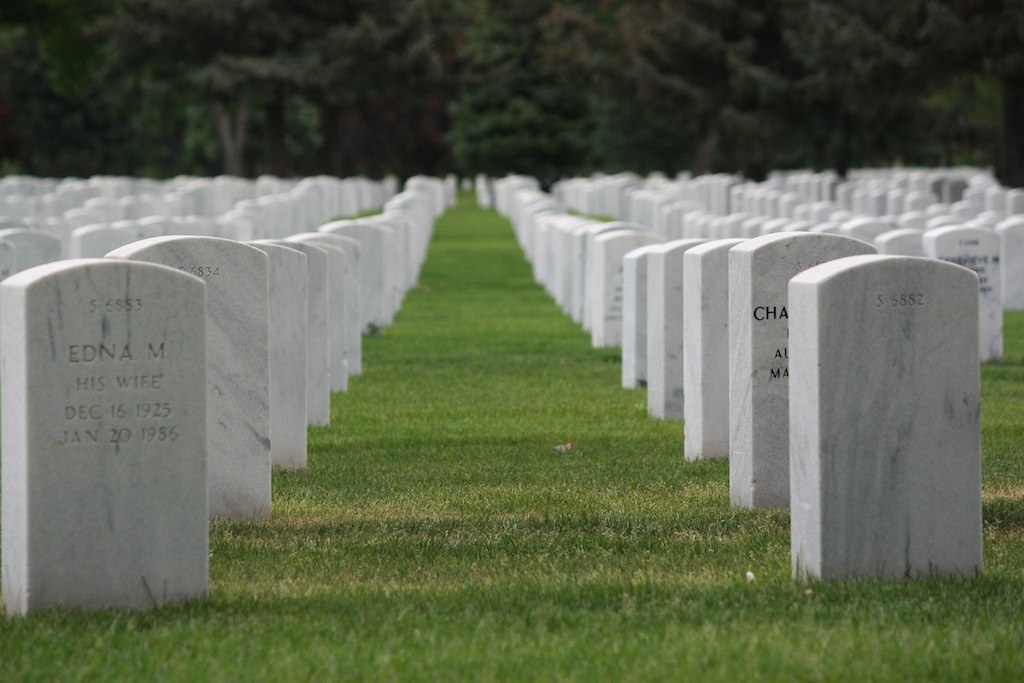 Headstones at the Ft. Logan National Cemetery Denver, Co… Flickr