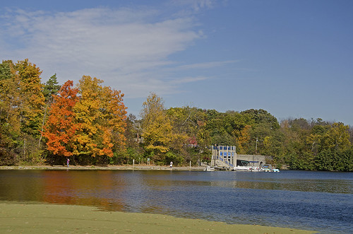 Sharon Woods Boathouse in Autumn Sharon Woods Lake in Shar… Flickr