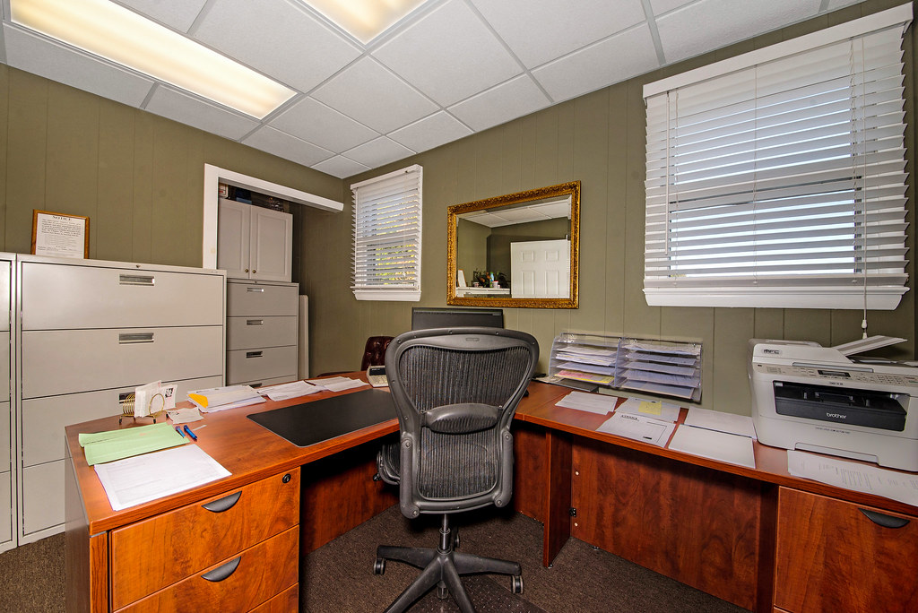 DSC_7423 31 W. Main, Bound Brook Commercial Stephen Harris Flickr