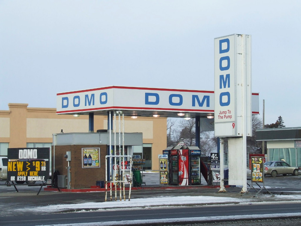 Domo_ReginaSK_Alb4th2 Domo gas bars are very compact! This… Flickr