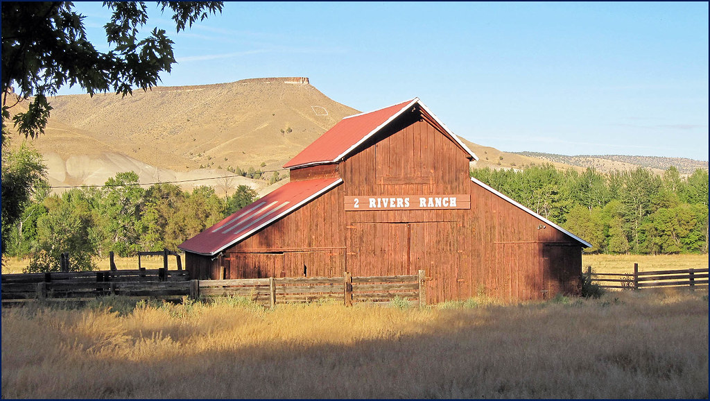 20100906 181034lf_DayvilleOR Barn, 2 Rivers Ranch, Day… Flickr