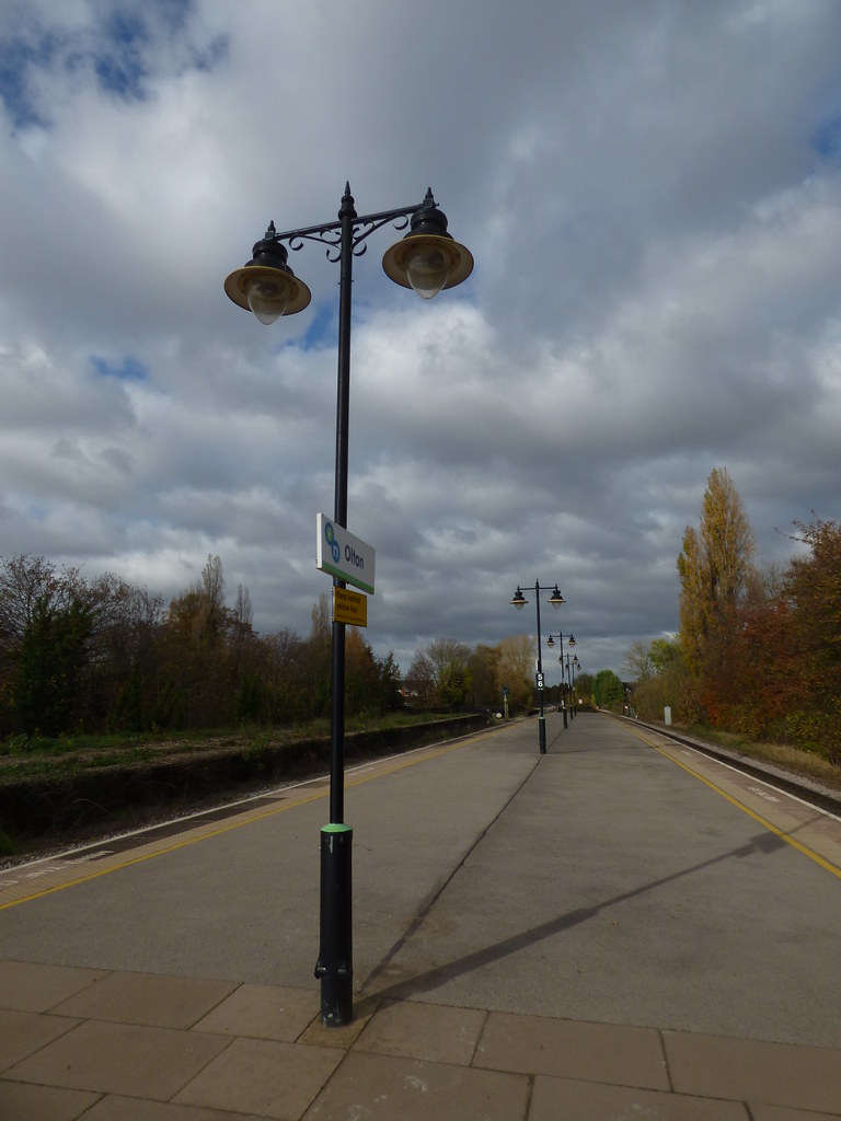 Olton Station I walked towards Olton Station via the autum… Flickr