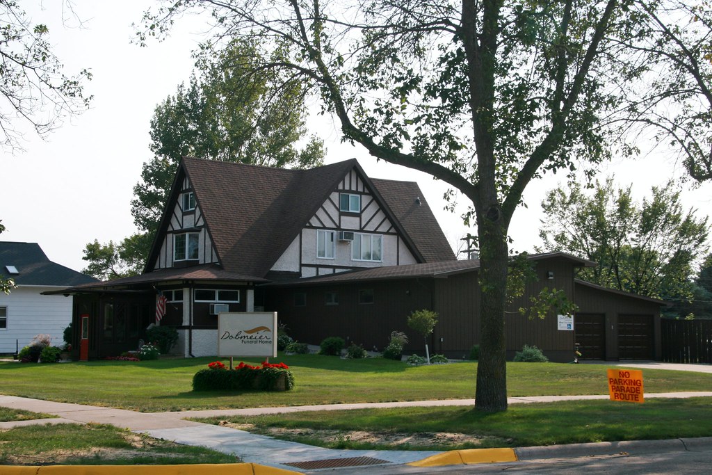 Dobmeier Funeral HomeBarnesville, MN PHD280 Flickr