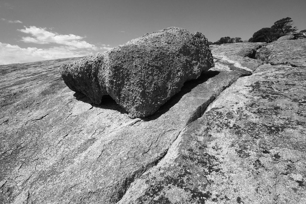 Mt Wudinna This granite monolith is the second largest in … Flickr