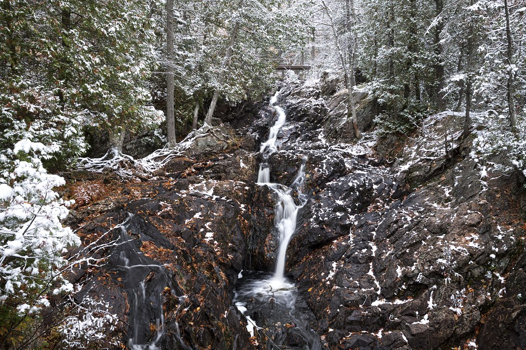 crystal falls, sault ste. marie, ontario An early autumn f… Flickr