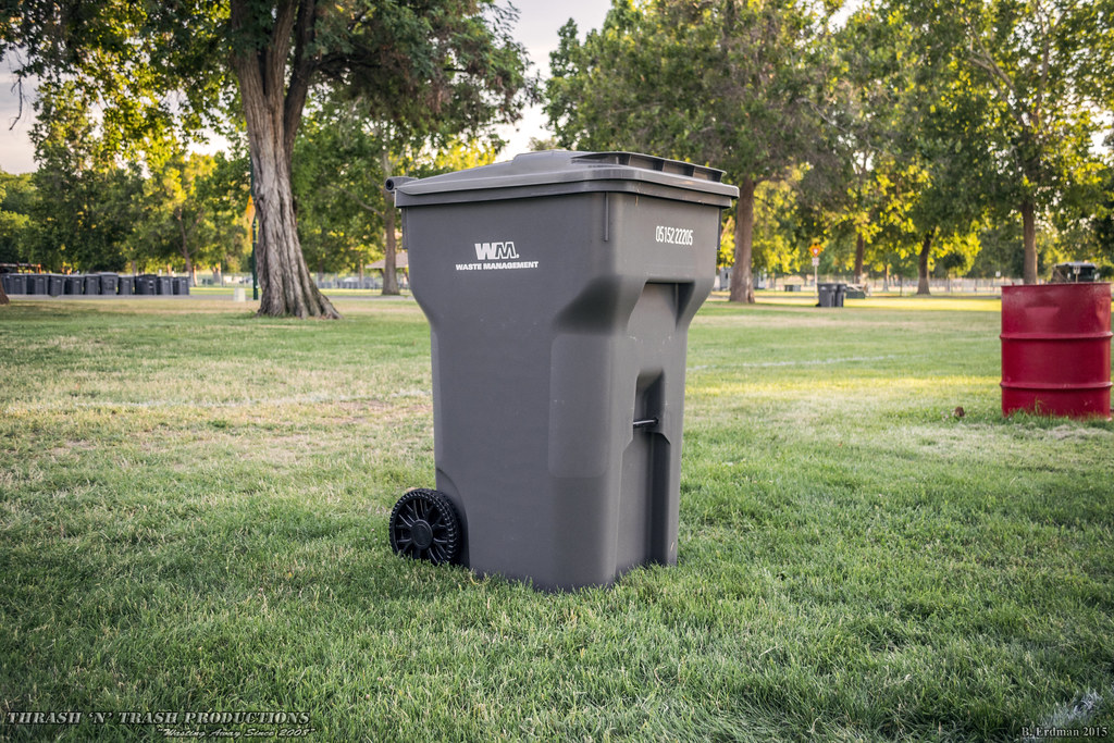 Waste Management 96gallon Cascade Cart refuse cart Waste … Flickr