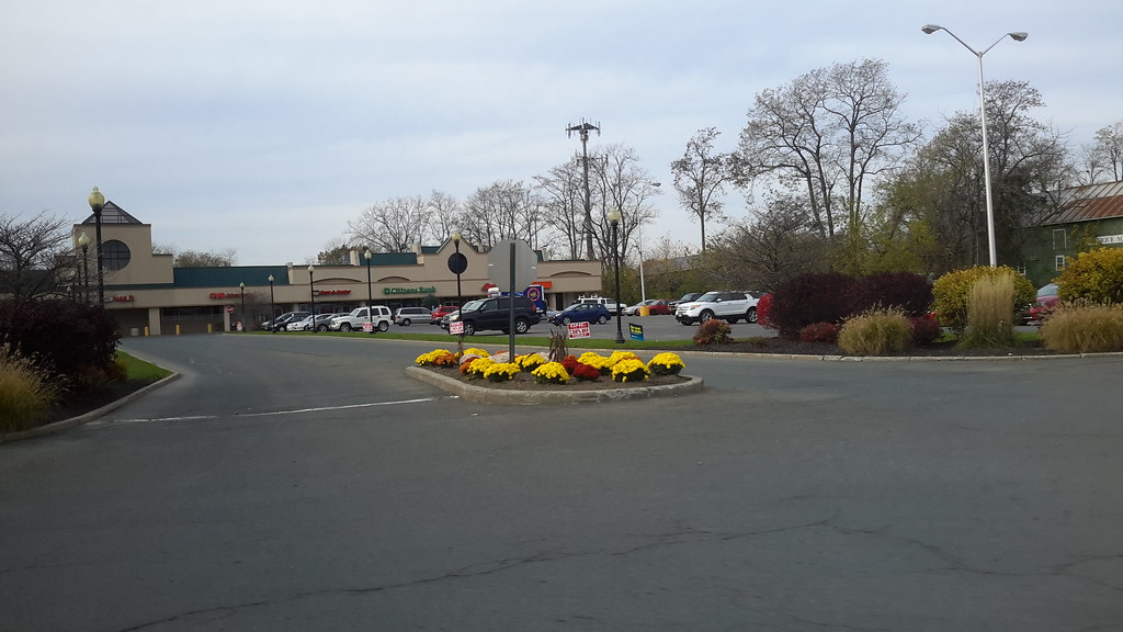 Hannaford Plaza East Greenbush, NY CVS Pharmacy, Renta… Flickr