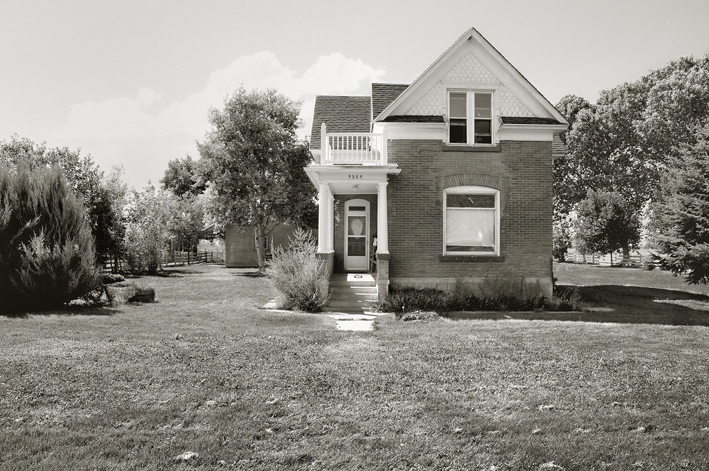 Bear River City, Utah Courtney Russell Flickr