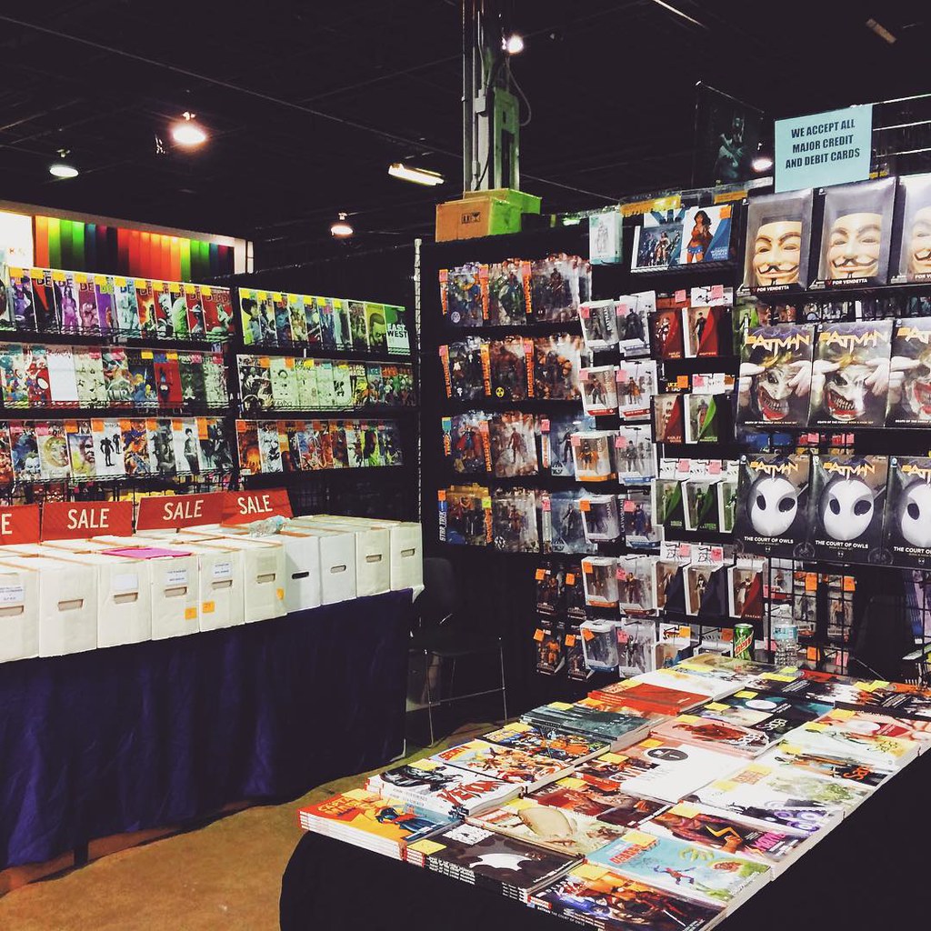 PHANTOM ZONE COMICS, booth 1131 has all your comic con nee… Flickr