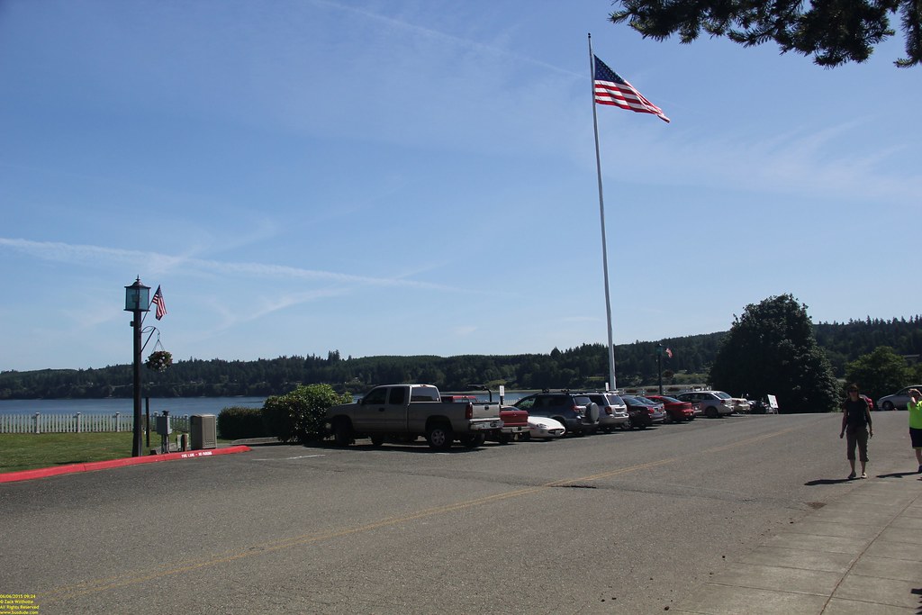 Ford E450 / Glaval 4 Kitsap SeaTac Airporter 4 working… Flickr