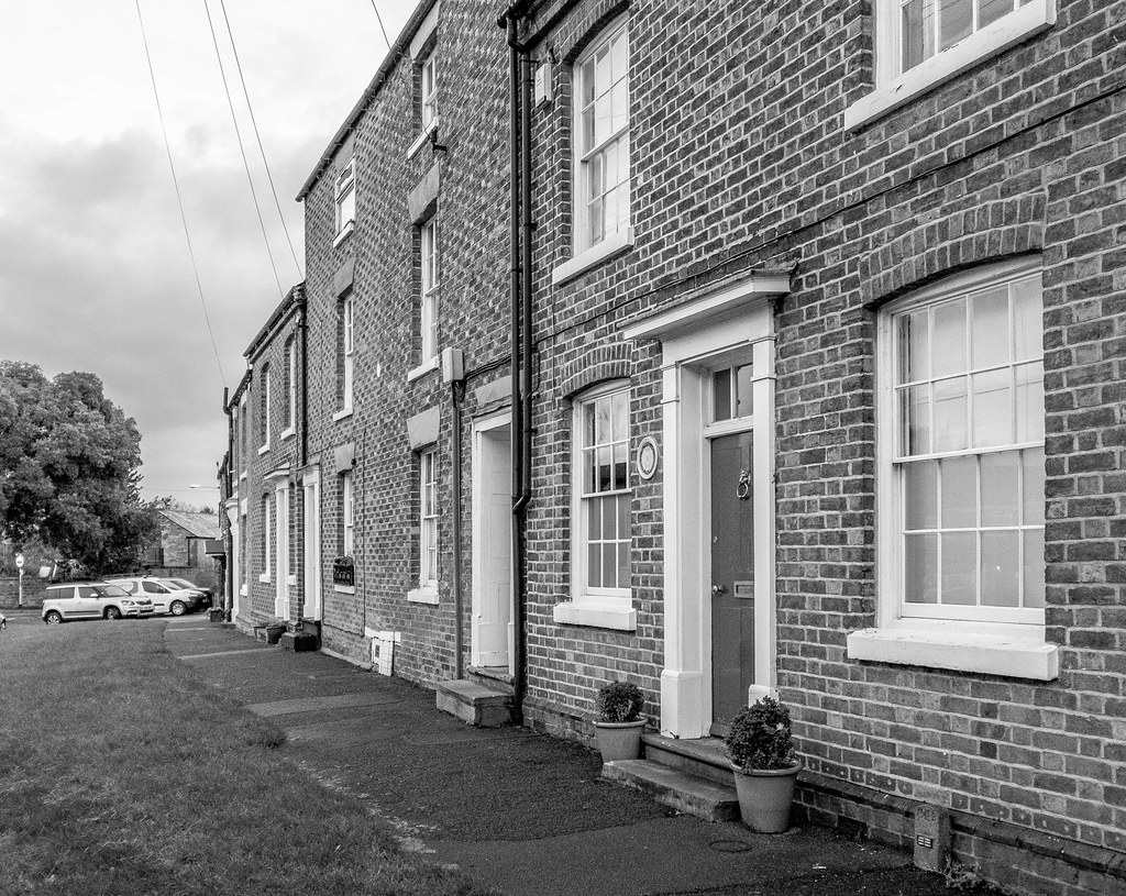 Houses, The Green, Hardingstone, Steven Collis Flickr