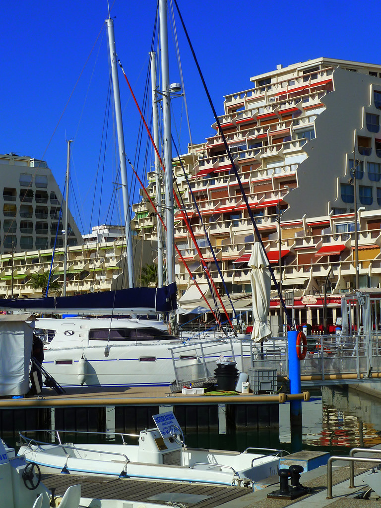 FSELa Grande Motte La Grande Motte Port de plaisance Jean