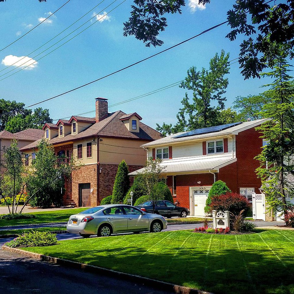 Houses in Oakwood. photography staten_island newyorkc… Flickr