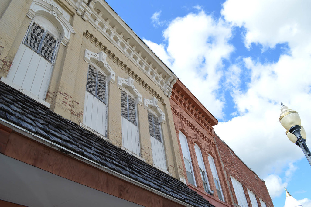 Nevada, Iowa Downtown/6th Street mj a Flickr