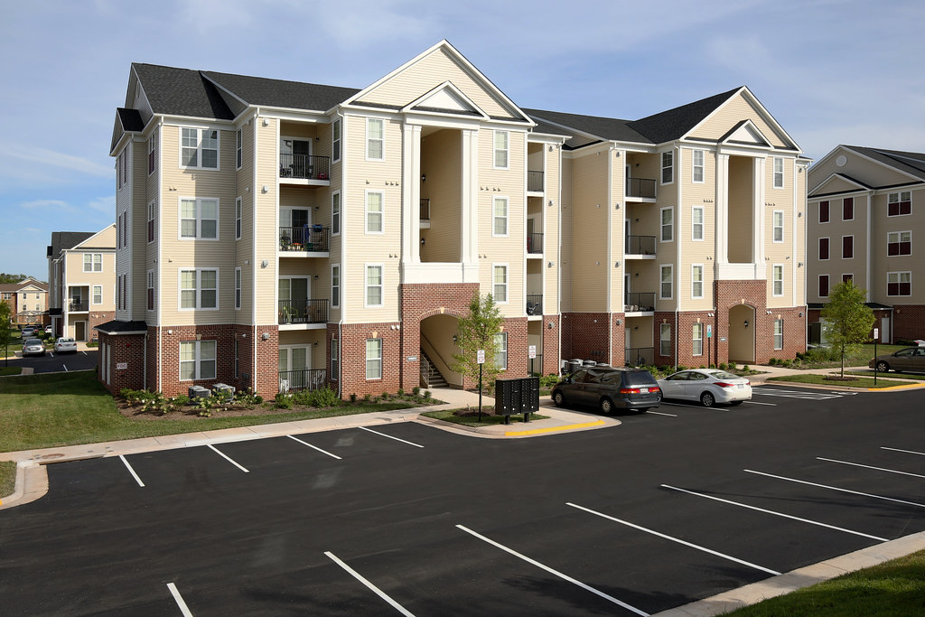 The Woods at Brambleton Apartment Homes The Woods Apartmen… Flickr