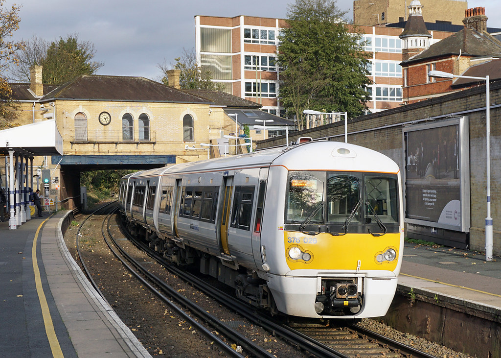 Southeastern 376026 Clock House, London Neil Pulling Flickr