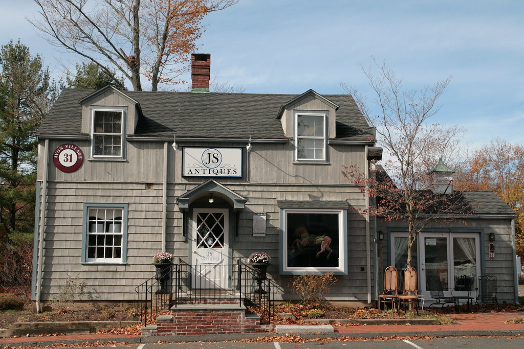 Avon, CT 2 Nov 15 wcher Flickr