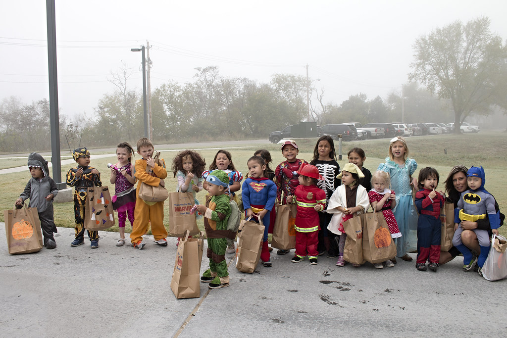 WI trick or treat8 WELA and Immersion trick or treated on … Flickr