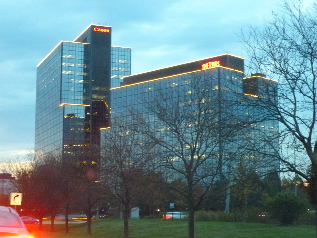 Canon & Thermos Bldgs, Schaumburg, IL Ryan busman_49 Flickr