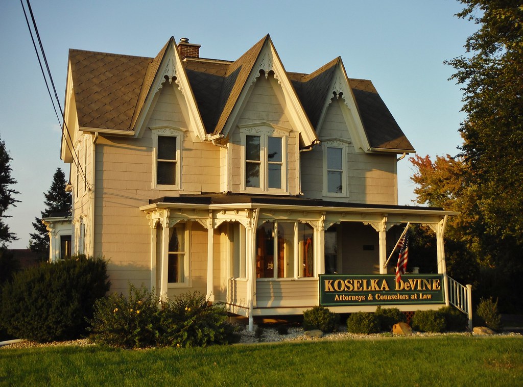 Adrian, MI Raymond House 1546 W. Maumee St. Built ca. 1860… Flickr
