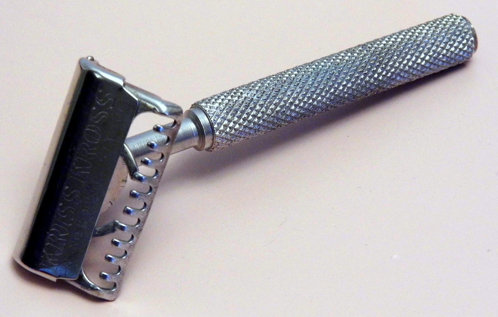 Vintage Kriss Kross Safety Razor With Pivoting Head, Made … Flickr