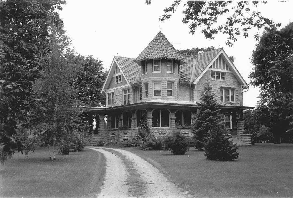 820007343 Robert Lutz House (82000734) 1449 Knapp St. Os… Flickr