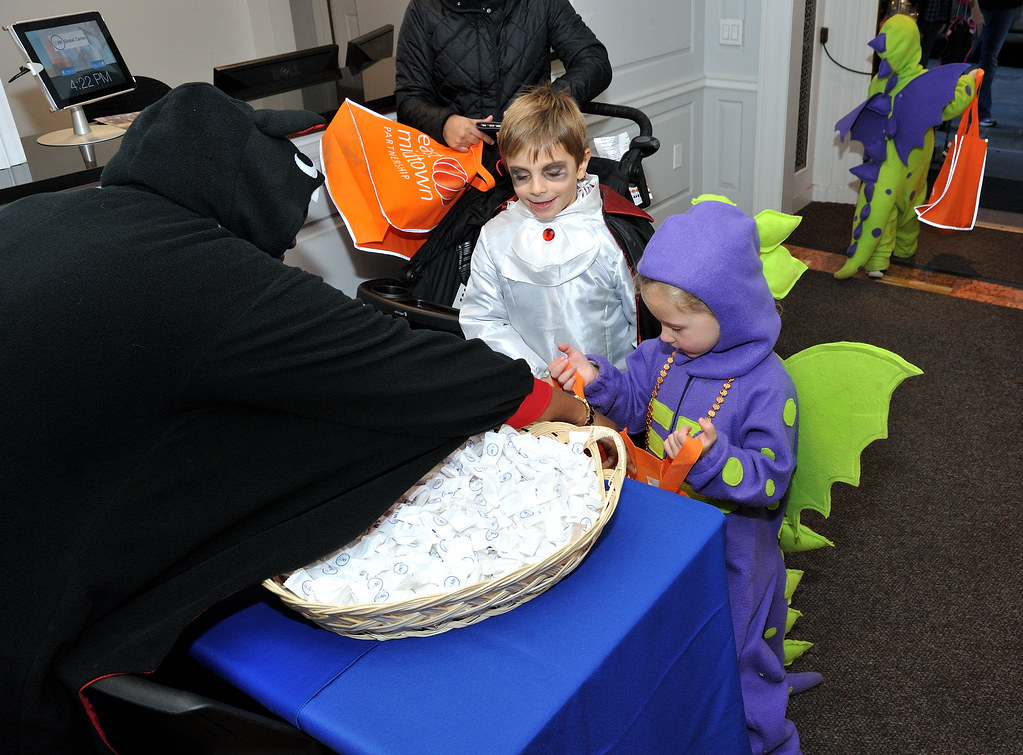 NY Trick or Treat with East Midtown Partnership Trick or … Flickr
