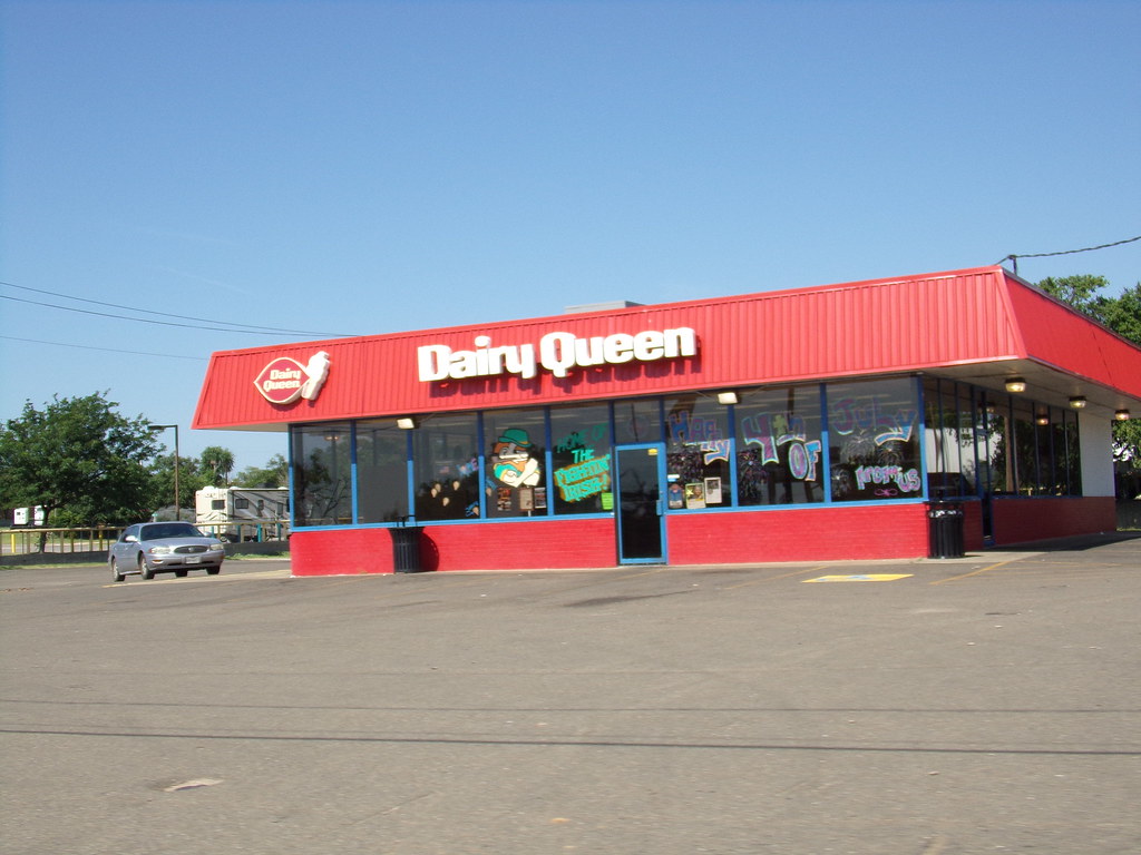 Dairy Queen Shamrock, TX Dairy Queen 1243 N. Main St Shamr… Flickr