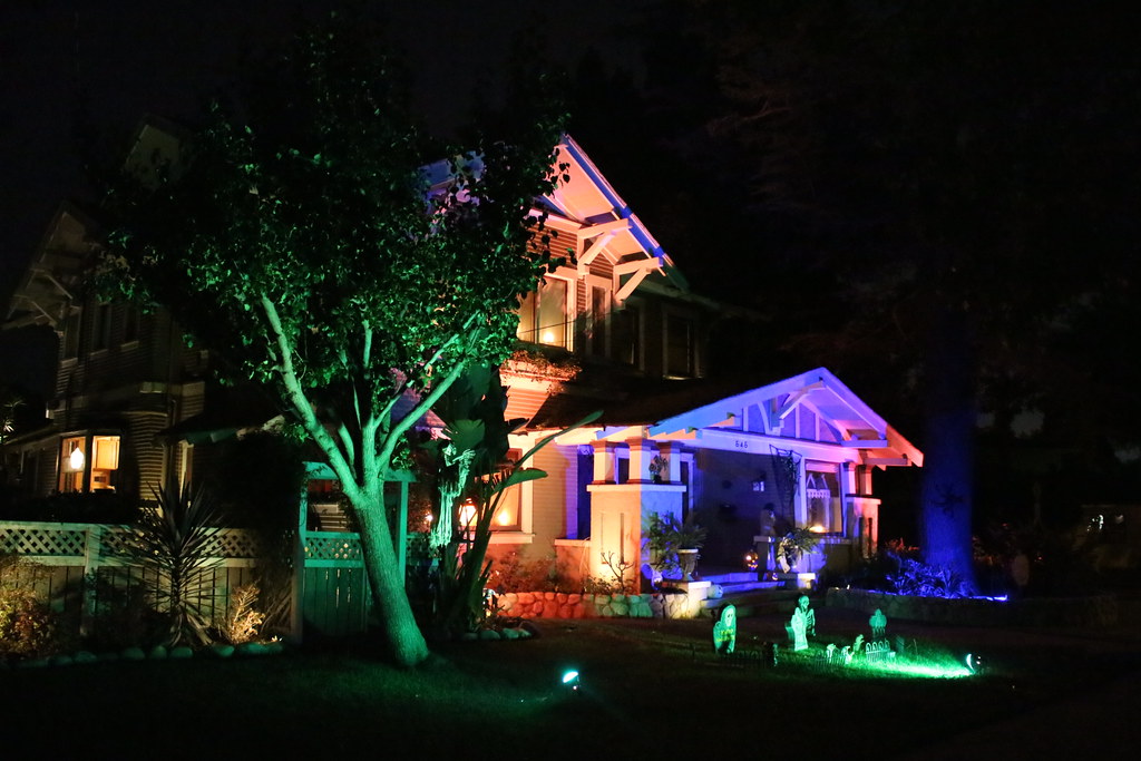 Halloween in Orange County, 2016 Halloween yard decor sigh… Flickr