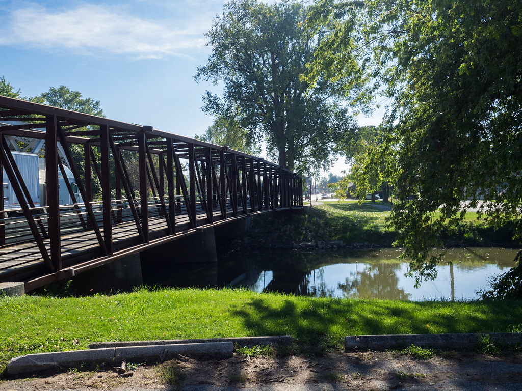Blissfield, MI, 2015 Bridge over River Raisin. F. D. Richards Flickr