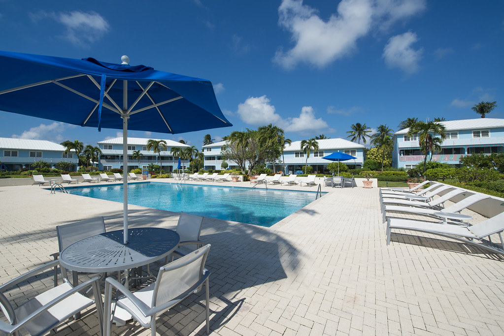 pool_018 silver_sands_condos Flickr