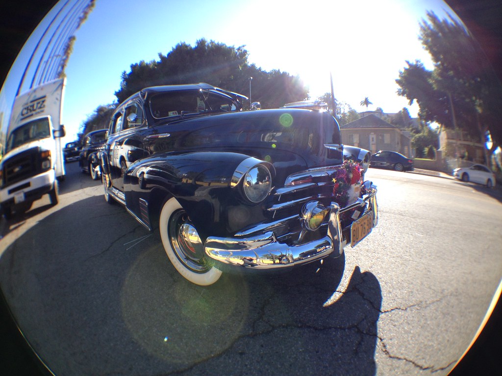 Bomb Squad lowrider in the Lincoln Heights parade Umberto Brayj Flickr