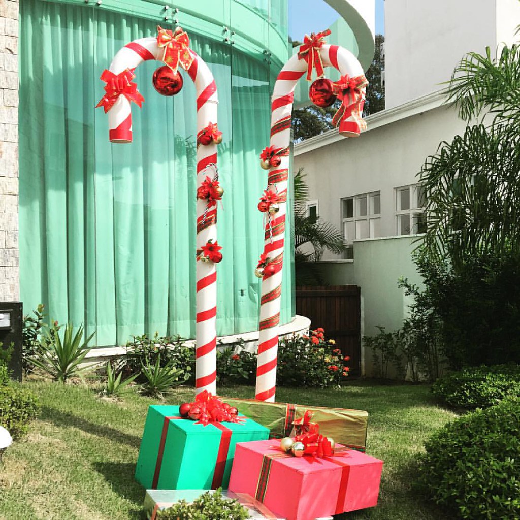 Christmas decor with PVC pipes, my teenager neighbor is aw… Flickr