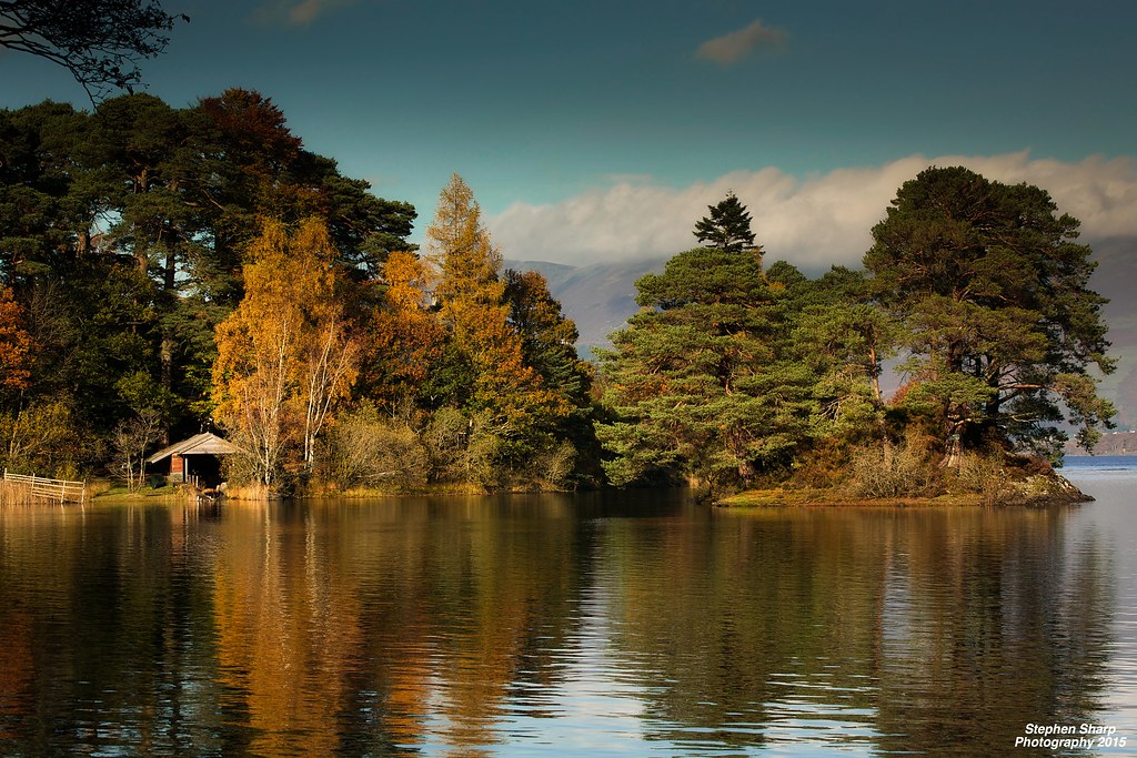 Boat House Derwentwater 2015 Autumn colours in the lake Di… Flickr