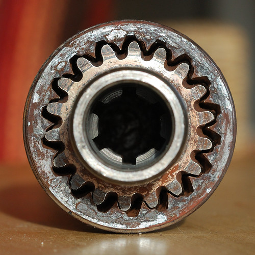 Wornout drive shaft gear dapsul Flickr