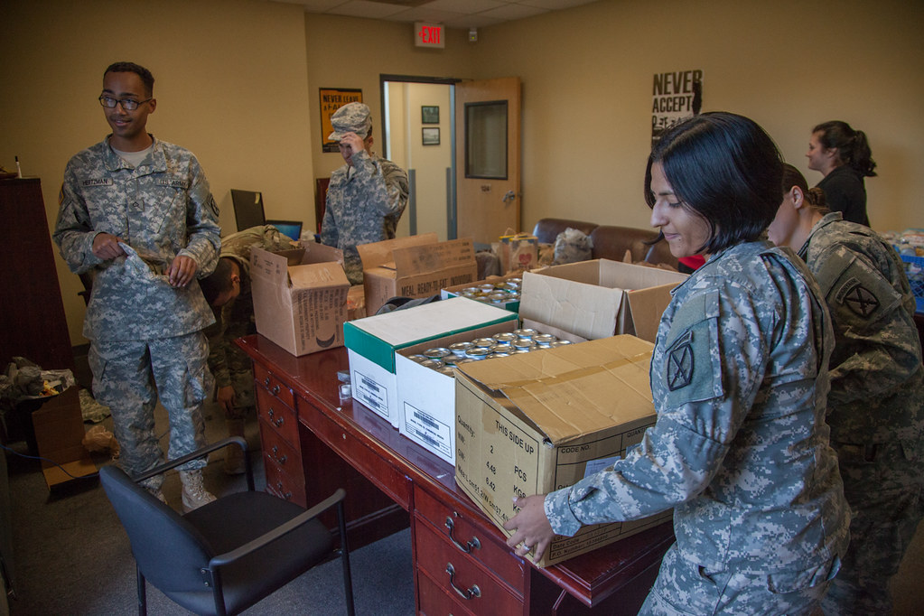 Flickriver Photoset 'HHBN Food Drive' by Fort Drum & 10th Mountain