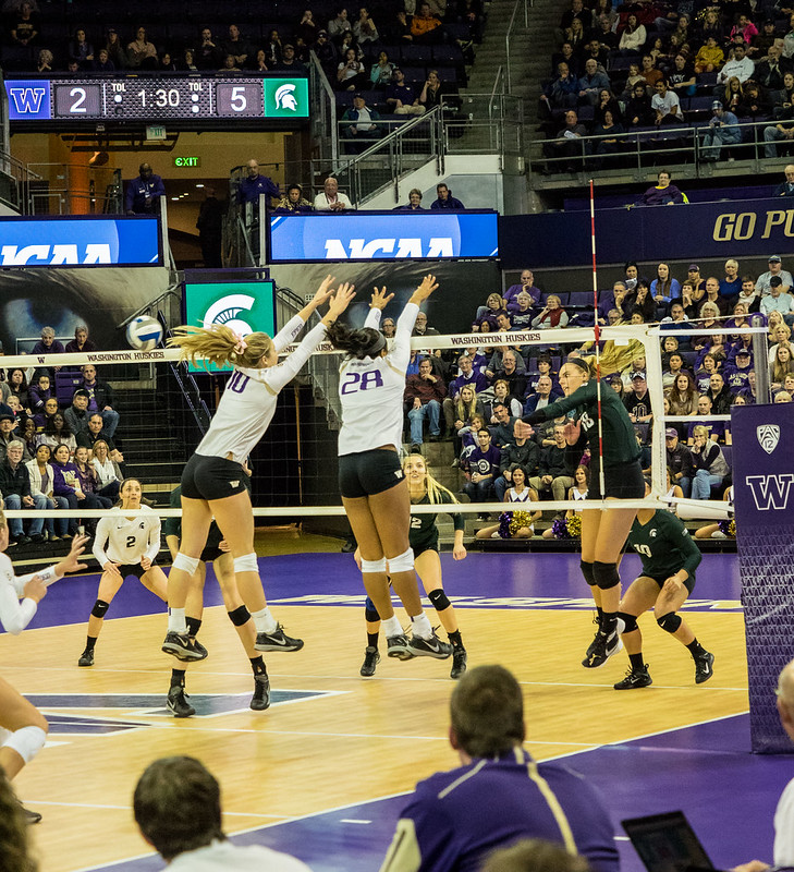 UW vs. Michigan 12/6/15 Div. 1 NCAA Women's Volleyball Championship