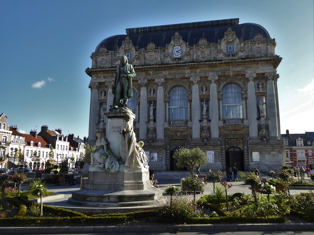 Calais, NordPasdeCalais , France Calais (/ˈkæleɪ/ cala… Flickr