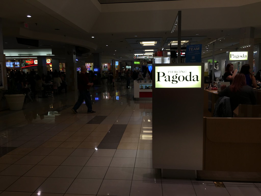 CherryVale Mall Rockford, Illinois Piercing Pagoda Flickr