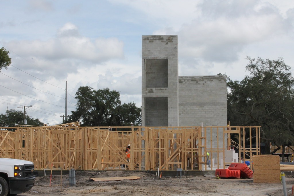 Haley Park Apartment community for seniors in T… Flickr