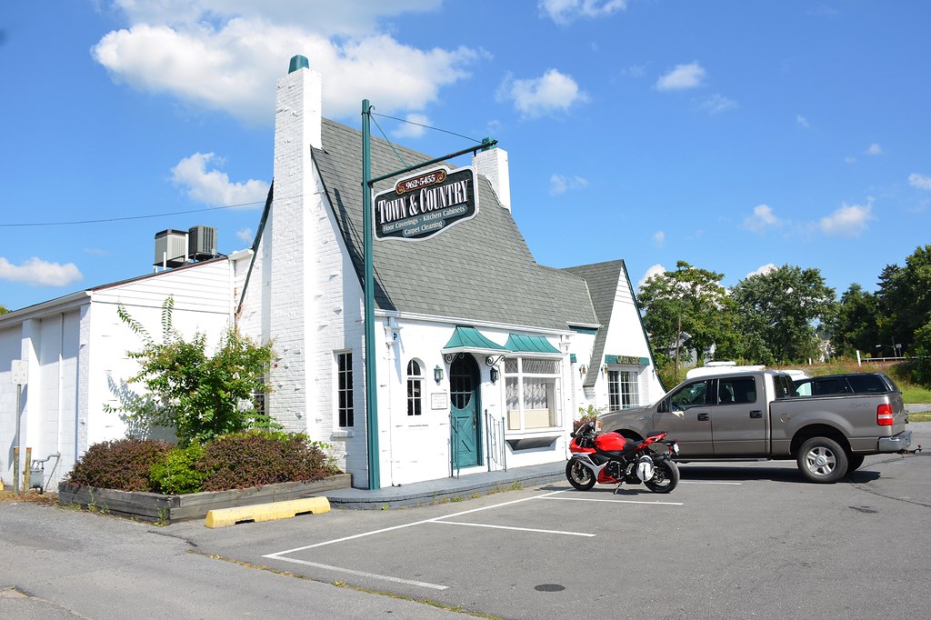 Virginia, Covington, (former) Pure Gas Station I was infor… Flickr