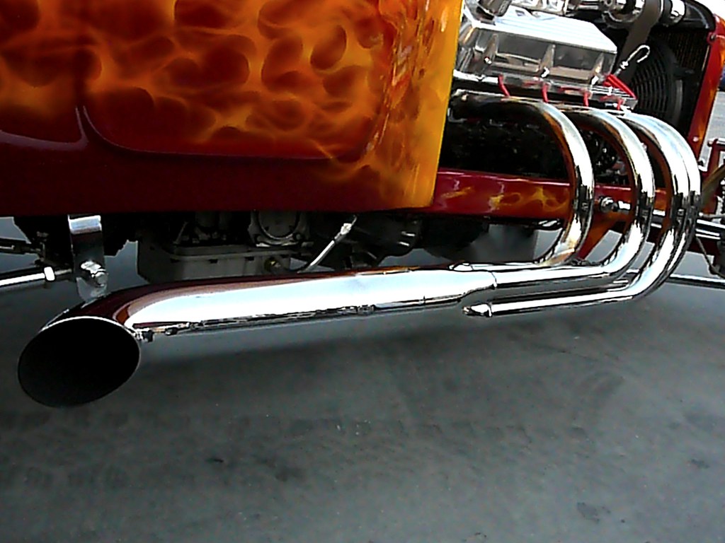 Chrome Header Chrome exhaust pipes on a '27 Ford tbucket.… Todd